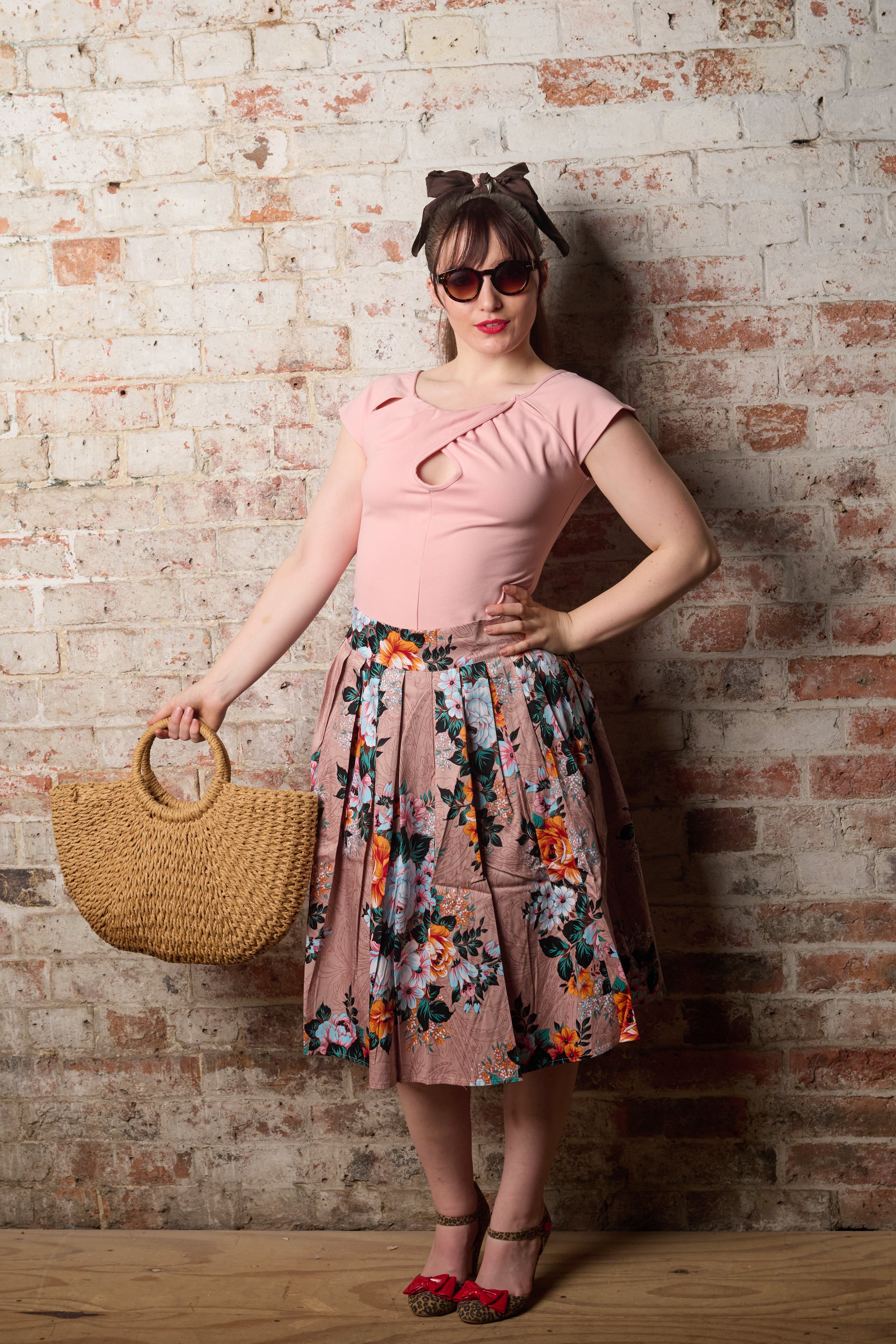 Floral vintage skirt hotsell